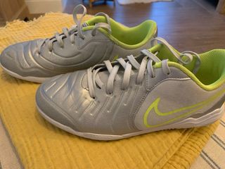Zapatillas Nike Fútbol Sala Grises y Verdes