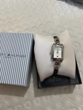 Reloj Tommy Hilfiger Original Plata