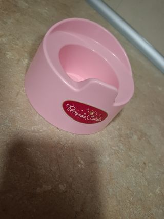 Bañera y orinales de juguete rosa