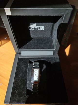 Lotus Reloj Plata Mujer