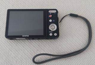 Cámara fotos Olympus VG160 14MP,HD, 5x. Como nueva