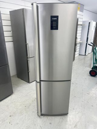 Nevera Combi AEG
NO Frost energía A+