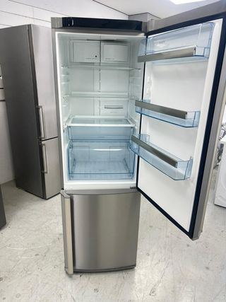 Nevera Combi AEG
NO Frost energía A+
