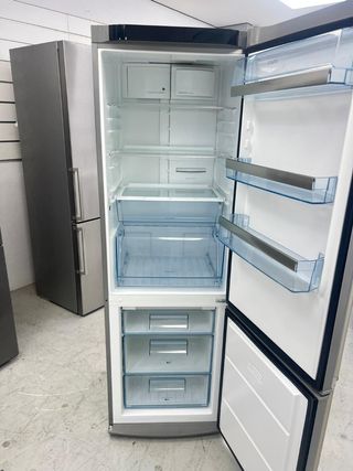 Nevera Combi AEG
NO Frost energía A+