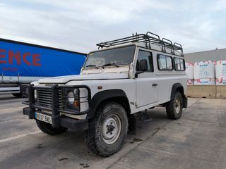 Land Rover Defender 9 plazas