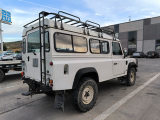 Land Rover Defender 9 plazas