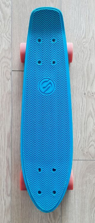 Patinete azul para iniciación