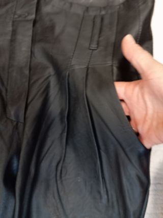 Pantalón de cuero negro talla M
