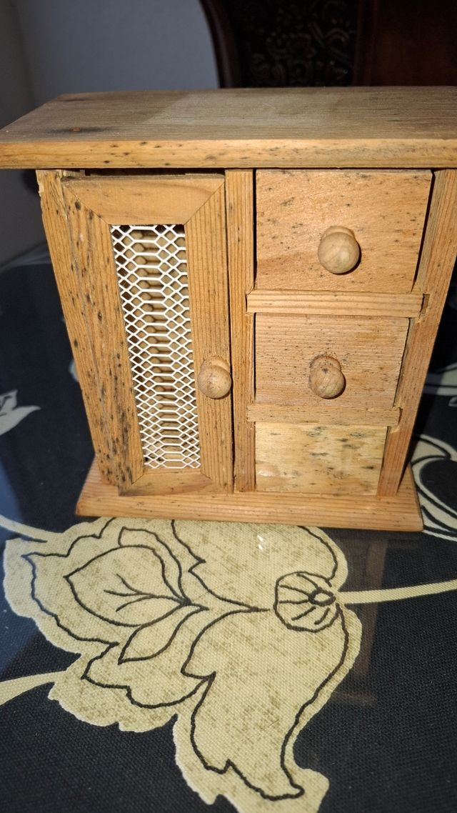 Muebles para muñecas