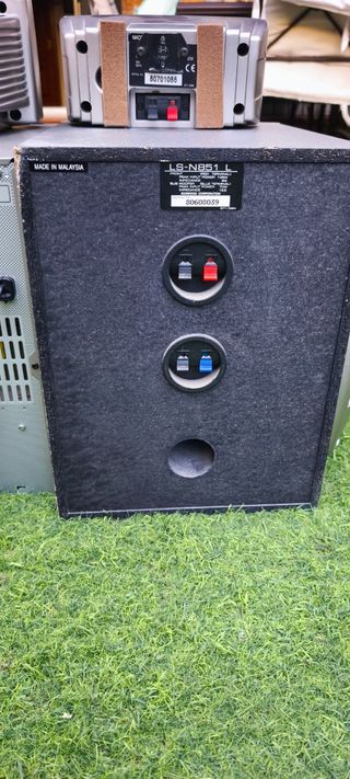 Equipo de música KENWOOD 5.1 200W.