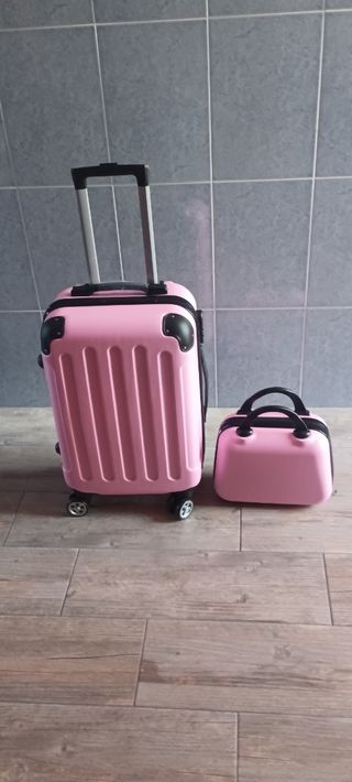 MALETA CABINA Y NECESER ROSA NUEVOS
