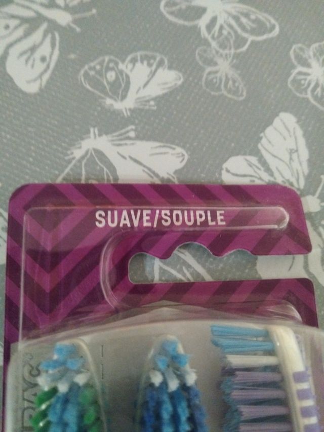 Cepillos de dientes Colgate Zig Zag (3 unidades)