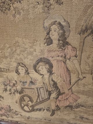 Cuadro antiguo de tela con marco de madera