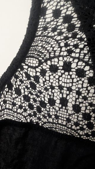Top Negro Encaje Stradivarius