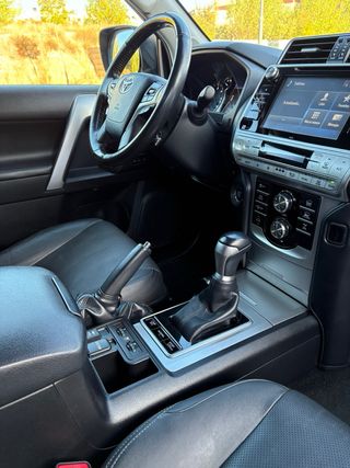 Toyota Land Cruiser 2018