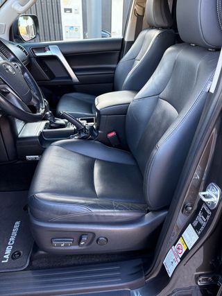 Toyota Land Cruiser 2018