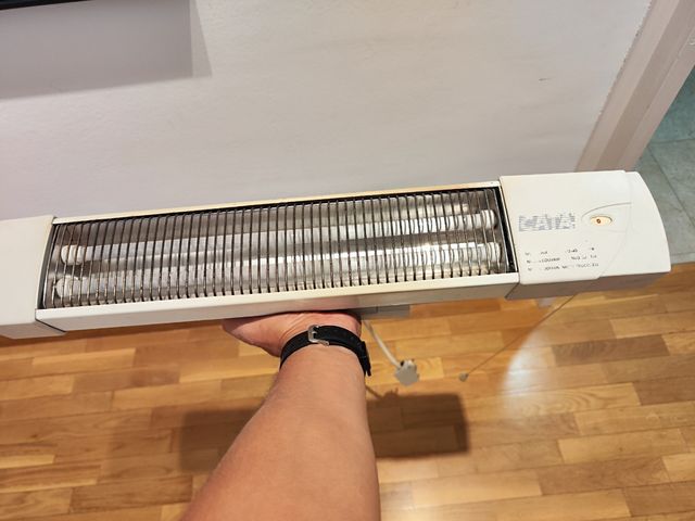 Calefactor Baño Taurus 1500W de pared