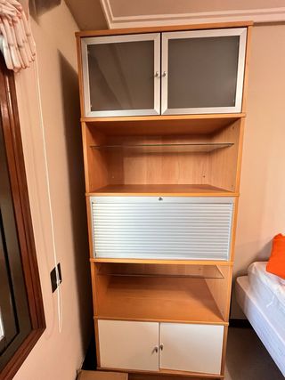 2 Estanterías con cajones y puertas  de IKEA