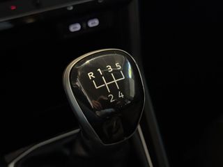 Volkswagen T-Cross 1.0 TSI 95CV ADVANCE.- "IMPECABLE ".- " REESTRENO ".- " GARANTÍA CON COBERTURA EUROPEA ".-" MUY EQUIPADO ".-