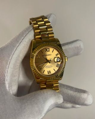 Seiko Mod Automático – Oro con Esfera Roma