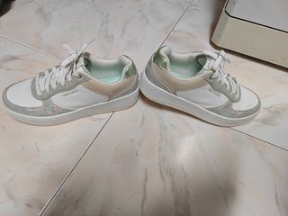 Zapatillas Skechers Court Classics Gris/Blanco