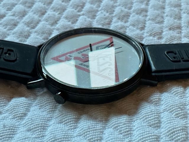 Reloj Guess Negro