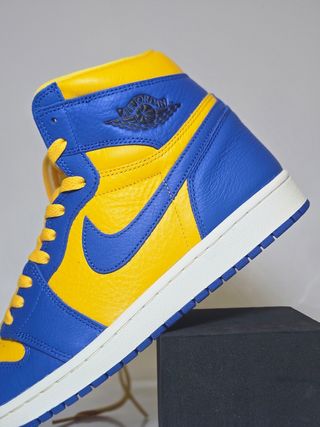 Air Jordan 1 Retro High Azul y Amarillo
