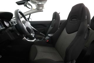 Peugeot 308 1.6 e-HDi CC Active