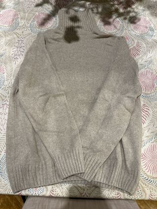 Jersey cuello alto Zara beige