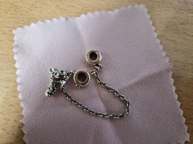 Cadena Seguridad Plata Pandora Mickey Trepando
