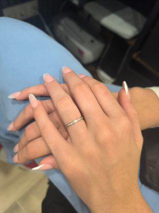 Anillo Oro Blanco 18K y diamantes 