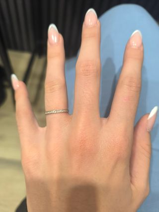 Anillo Oro Blanco 18K y diamantes 