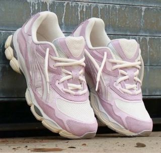 Zapatillas Asics varios colores 