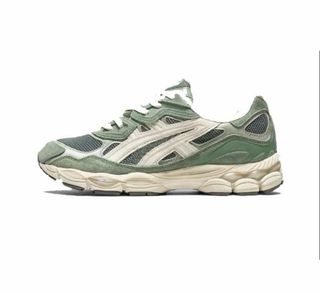 Zapatillas Asics varios colores 