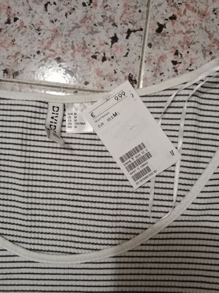 Camiseta H&M Rayas Manga Larga Cuello Redondo