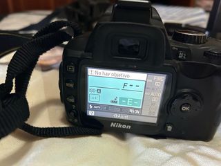 2 fotocamere Nikon D60 + accessori da 10'2 megapixel