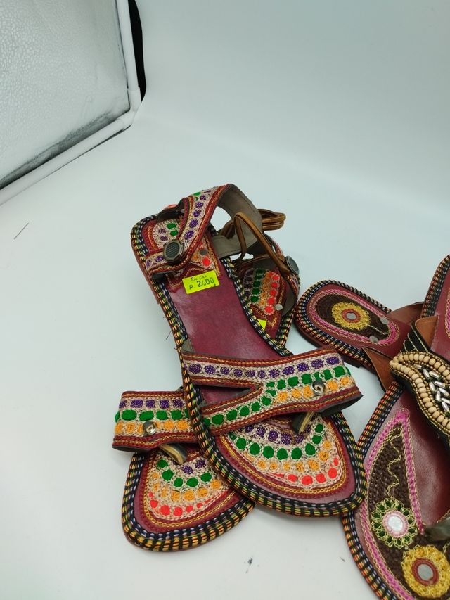 Sandalias artesanales multicolor