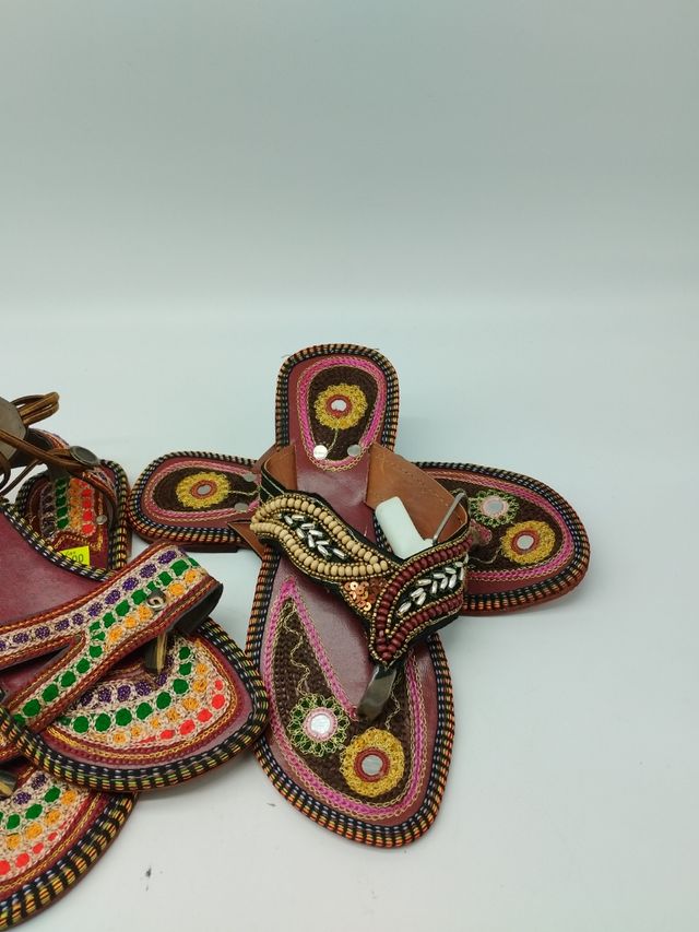 Sandalias artesanales multicolor