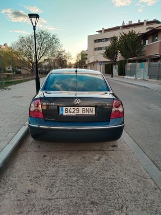 Volkswagen Passat 2003