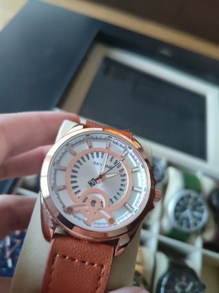 Reloj Skyline Marrón y Dorado