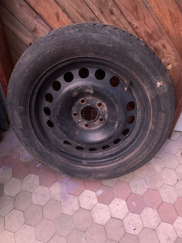 Llanta 16 con Neumático