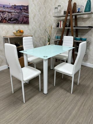 PACK MESA COMEDOR + 4 SILLAS NUEVO