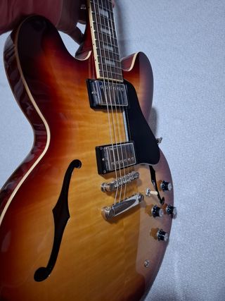Epiphone ES-335 Figured Tea Burst Guitarra+estuche