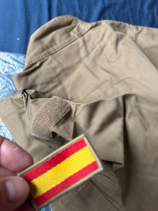 Mono de faena ejército español beige