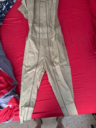 Mono de faena ejército español beige