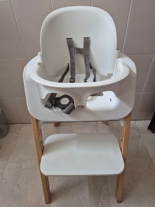 Trona Stokke Steps Blanca