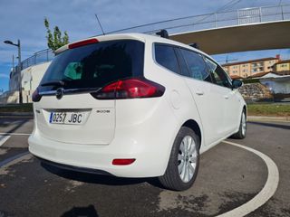 Opel Zafira Tourer 2014