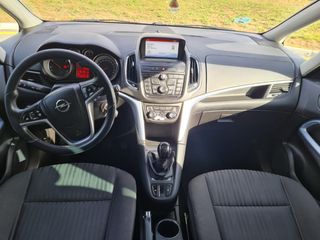 Opel Zafira Tourer 2014