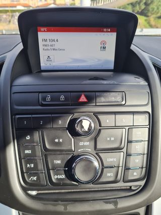 Opel Zafira Tourer 2014