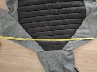 Chaqueta Roly con capucha Talla S